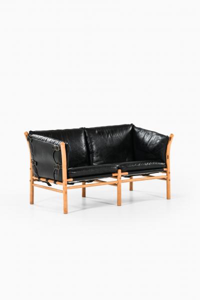 Arne Norell Sofa Model Ilona Produced by Arne Norell AB