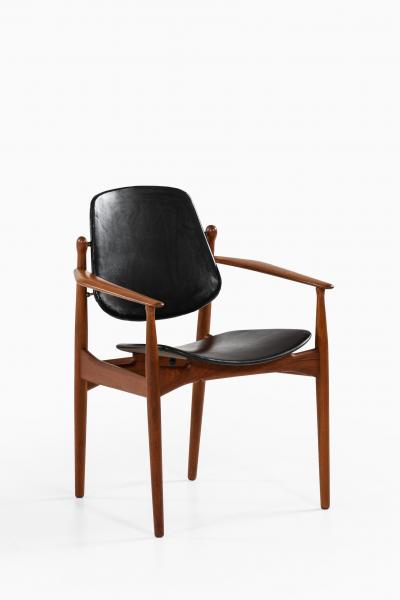 Arne Vodder Armchair Model FD184 L Produced by France Daverkosen