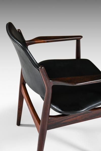 Arne Vodder Armchairs Model 62A Produced by Sibast