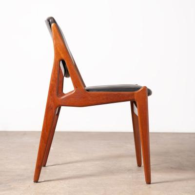 Arne Vodder Arne Vodder Dining Chairs in Teak Leather 60s Ella Tilt Back Model Set of 6