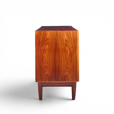 Arne Vodder Arne Vodder for Skovby 7738 Mid Century Danish Rosewood Credenza