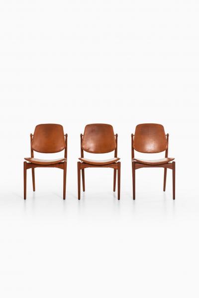 Arne Vodder Dining Chairs Model 203 Produced by France Daverkosen