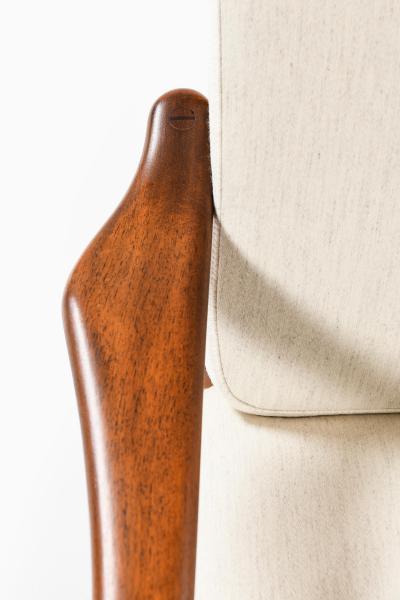 Arne Vodder Set of 2 Easy Chairs in Beech and Fabric by Arne Vodder 1950s