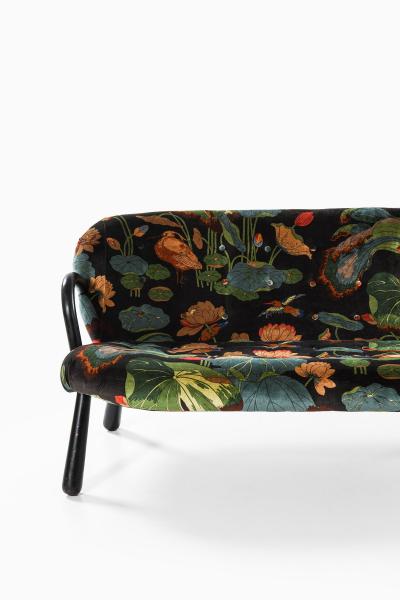 Arnold Madsen Clam Sofa by Arnold Madsen 1944