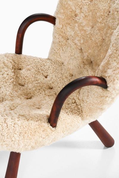 Arnold Madsen Pair of Clam Easy Chairs in Sheepskin Wood by Arnold Madsen 1944