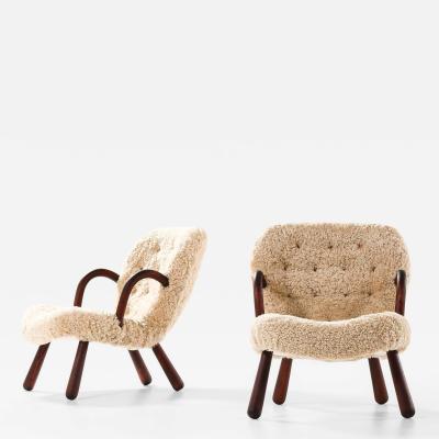 Arnold Madsen Pair of Clam Easy Chairs in Sheepskin Wood by Arnold Madsen 1944