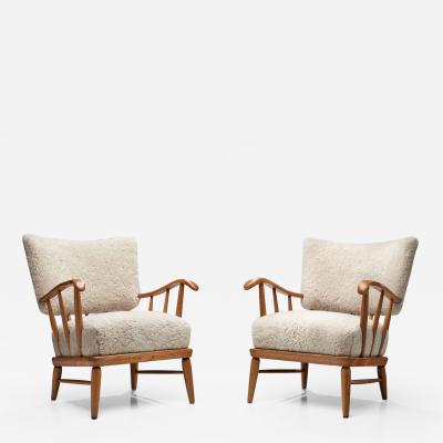 Arnt Lande Arnt Lande attr Pair of Pine Armchairs by M ller Stokke Norway 1940s