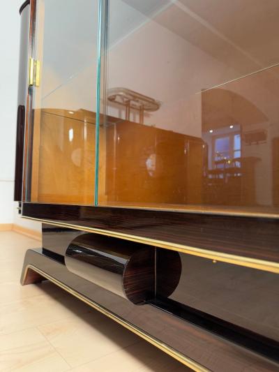 Art Deco Display Cabinet Lacquered Macassar Maple Brass Paris circa 1930