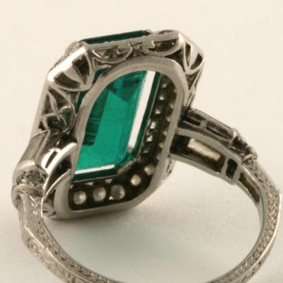 Art Deco Emerald Diamond and Platinum Ring