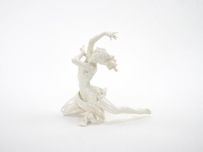 Art Deco German White Glazed Porcelain Dancing Figure Circa 1920s