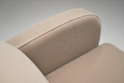 Art Deco Lounge Chair in Off White Mohair Upholstery France 1930s