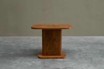 Art Deco Pedestal Side Table in Wood with Expressive Grain 1930s