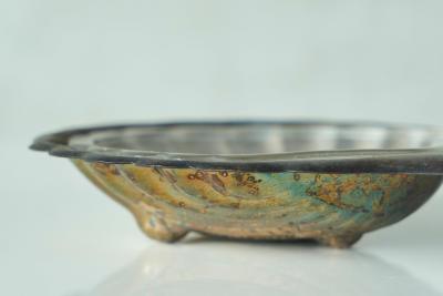 Art Deco Shell Shaped Vide Poche in Patinated Silver and Satin Glass 1930s