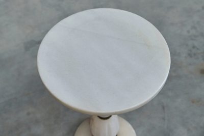 Art Deco Side Table in Carved Alabaster and Patinated Brass Italy 1940s