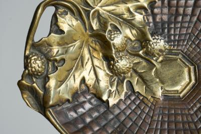 Art Deco Vide Poche or Bowl with Leaves in Solid Brass 1930s