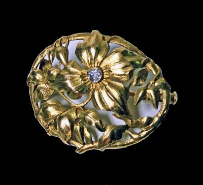 Art Nouveau 18K Diamond Brooch C 1900