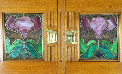 Art Nouveau Oakwood Cabinet Buffet With Tiffany Style Glass Inlays AT ca 1910