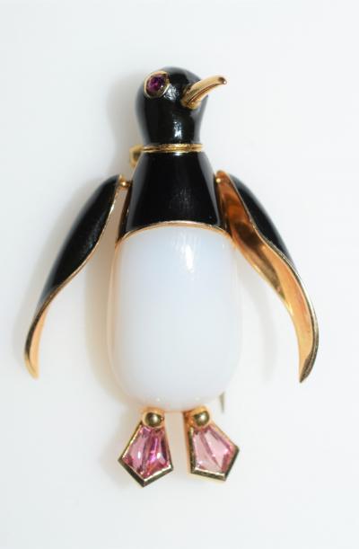 Articulated Penguin Brooch 18K Enamel and Agate