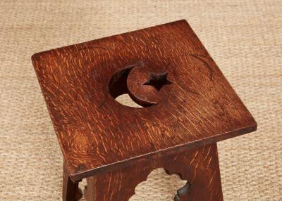 Arts Crafts Drinks Table