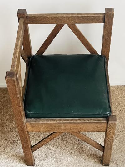 Arts Crafts Patinated Oak Corner Chair