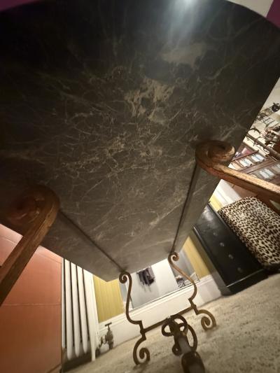 Arturo Pani EXCEPTIONAL MID CENTURY TWO TONE ONYX AND GILT METAL COFFEE TABLE BY ARTURO PANI