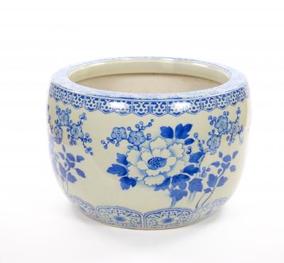 Asian Blue and White Porcelain Planter Fish Bowl Late 20th Century