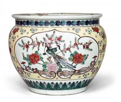 Asian Chinese Porcelain Floral Pot