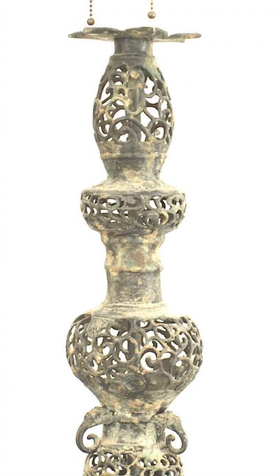 Asian Chinese Style 20th Cent Filigree Design Tiered Table Lamp