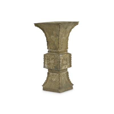 Asian Chinese style Metal Vase