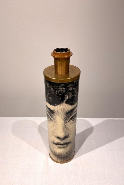 Atelier Fornasetti Table lamp by Fornasetti model Julia 