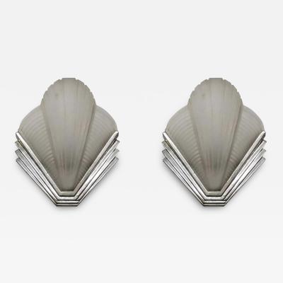 Atelier Petitot Pair of French Art Deco Wall Sconces by Petitot