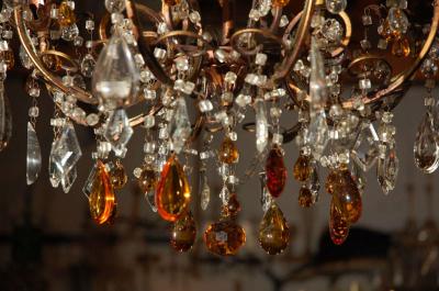 Attractive Ten Light Chandelier