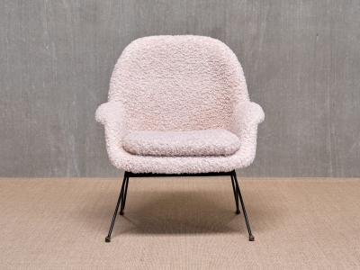 Augusto Bozzi Augusto Bozzi Attributed Armchair in Nude White Boucl Saporiti Italy 1950s