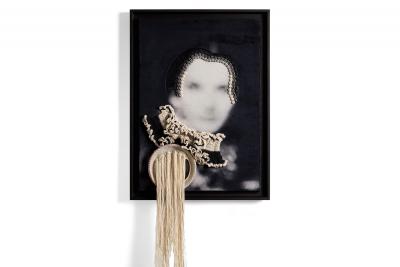 Aur lie Mathigot The girl in the mirror