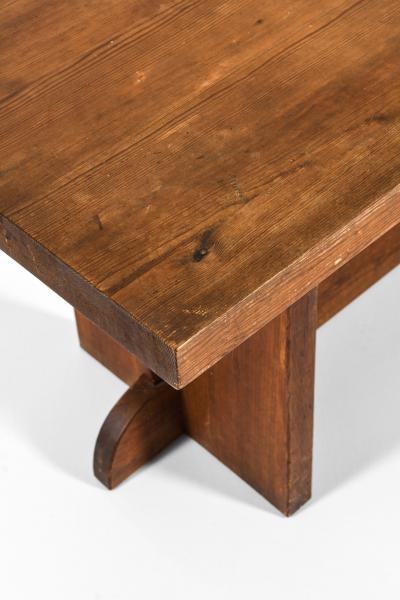 Axel Einar Hjorth AXEL EINAR HJORTH DINING TABLE