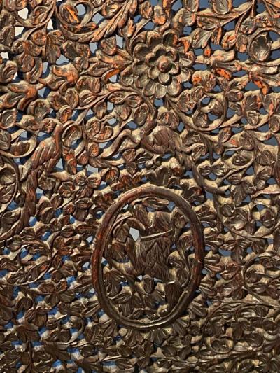 BEAUTIFUL ANTIQUE BURMESE HAND CARVED ANIMALIER SETTEE