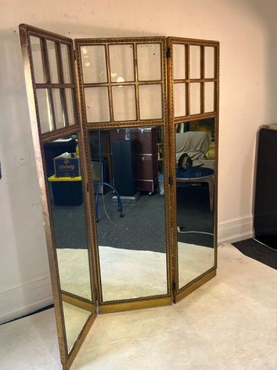 BEAUTIFUL ANTIQUE GILT WOOD GLASS AND MIRROR TRIFOLD ROOM SCREEN