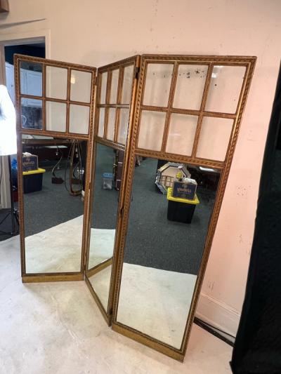 BEAUTIFUL ANTIQUE GILT WOOD GLASS AND MIRROR TRIFOLD ROOM SCREEN