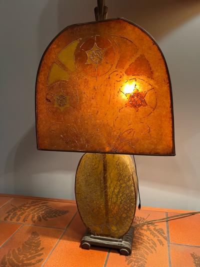 BEAUTIFUL ART DECO AMBER CRACKLE GLASS LAMP WITH MICA SHADE