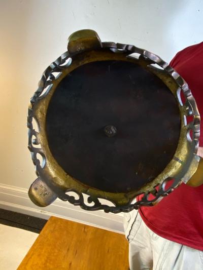 BEAUTIFUL ORNATE ANTIQUE SATSUMA VASE WITH BRONZE BASE