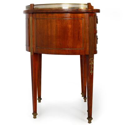Baltic Neoclassical Mahogany Kidney Form Writing Desk Bureau Plat ca 1880