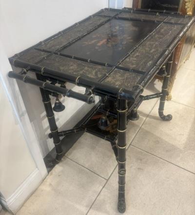 Bamboo black lacquered decorated table with handles and shelf