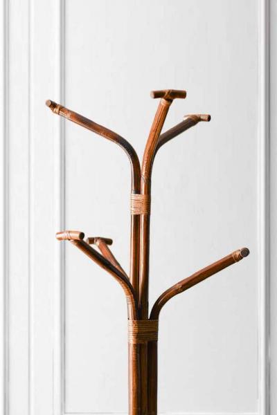 Bamboo coat hanger