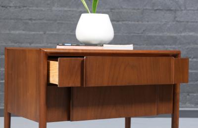 Barney Flagg Mid Century Modern Parallel Night Stands by Barney Flagg for Drexel