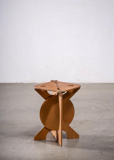 Barry Simpson Barry Simpson foldable Rooster stool