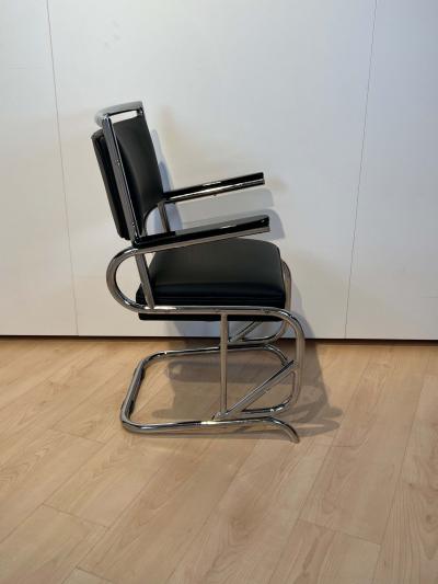 Bauhaus Cantilever Armchair Chromed Tubular Steel Leather Germany circa 1935