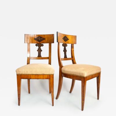 Bavarian Biedermeier Walnut Penwork Pair of Side Chairs circa 1820