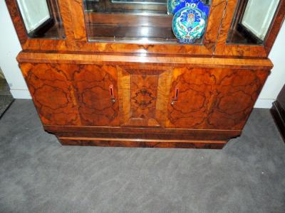 Beautiful Book Match Veneer Vitrine Art Deco