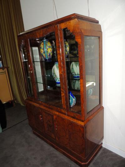 Beautiful Book Match Veneer Vitrine Art Deco