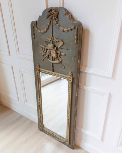 Beautiful Louis XVI period trumeau in grey green painted wood